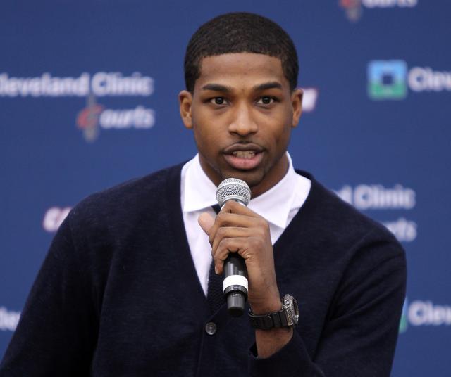 2016 赛季：芝加哥小熊队队长安东尼·瑞佐获得克莱门特奖，表彰其慈善贡献