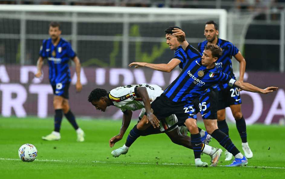 湖人141-116老鹰！老詹及时醒悟，东契奇两点该夸，一人该被重用