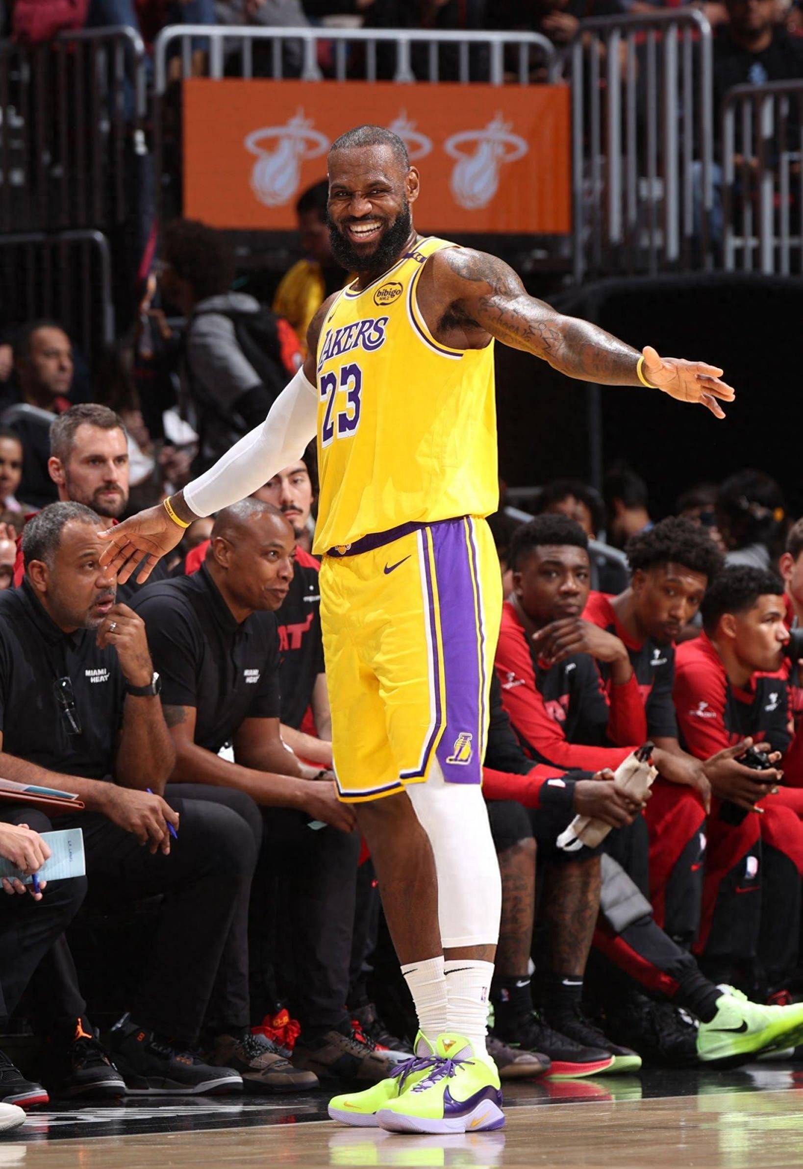 《打者热区图：教练如何利用图像寻找对手的漏洞？》