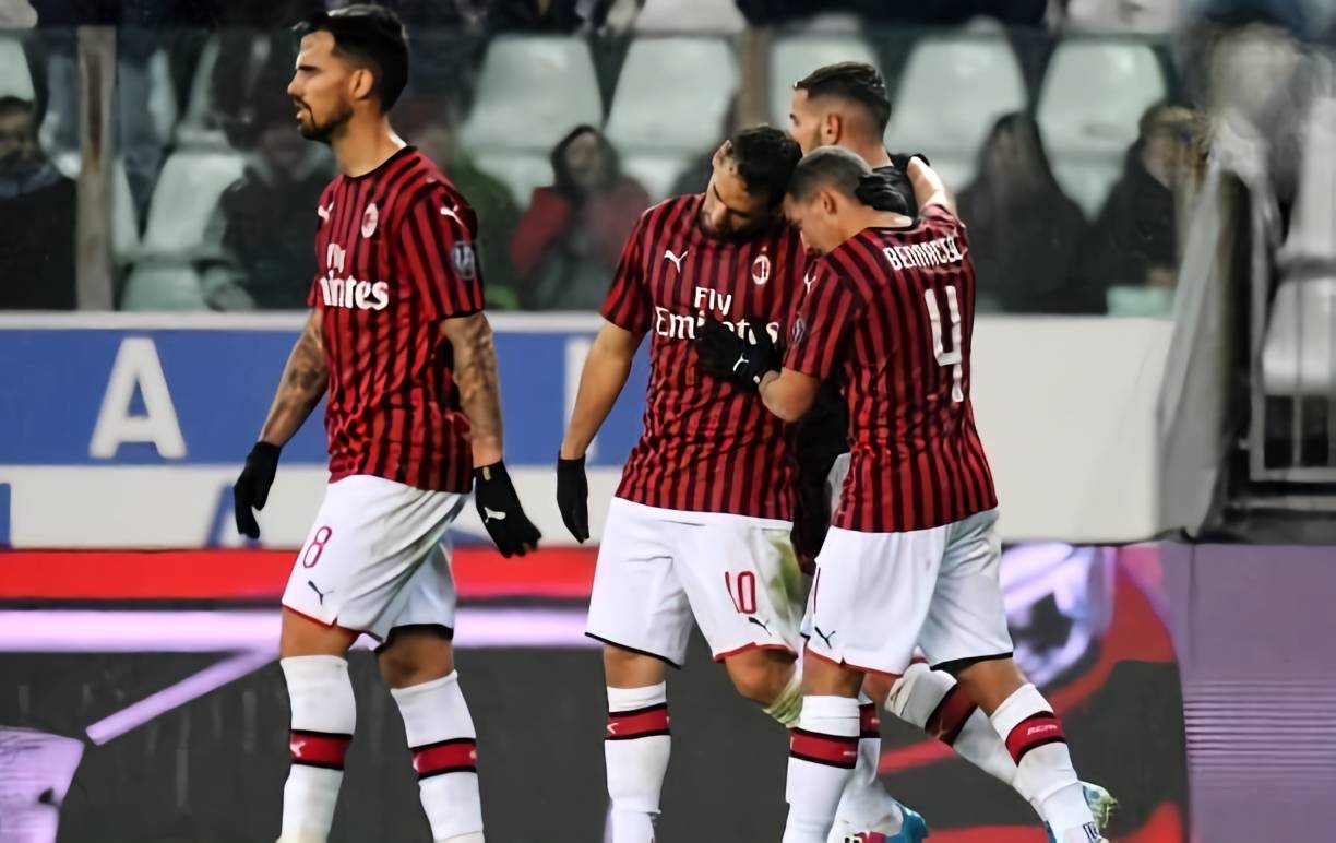 状态不佳！维尼修斯昨晚被马竞抢断12次，是本赛