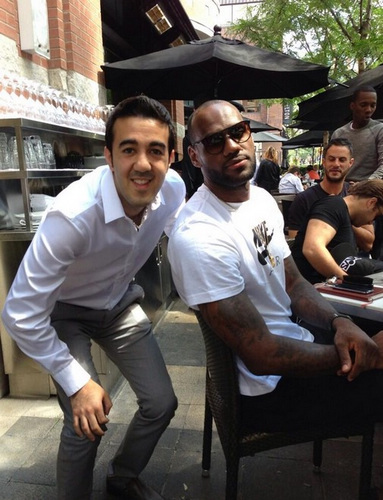 西班牙人0-2巴塞罗那：巴萨末段爆发锁定胜局，领先皇马多达7分