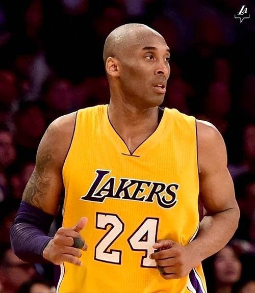 火箭队申京复出即砍双十