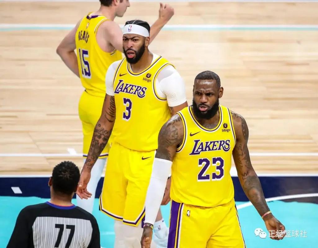 老将强硬打成2+1，全队振奋