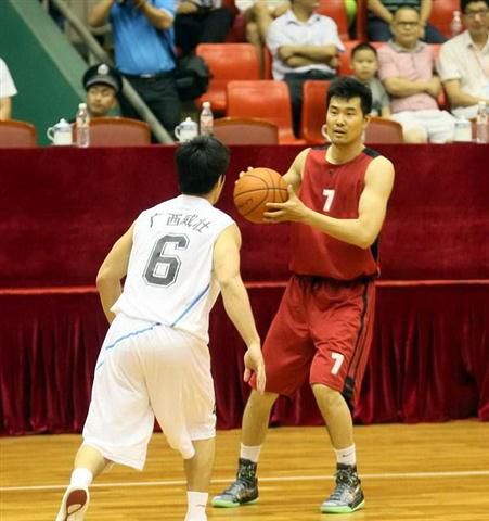 [天下足球]连扳三球 意大利仍无缘欧国联四强