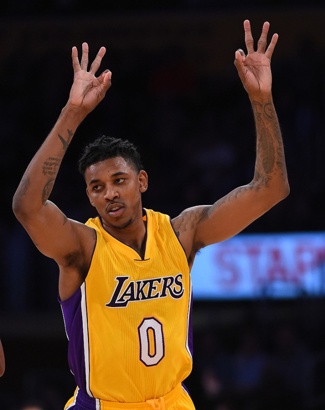 Hero3：0横扫WE！九尾阿豆轮流斩获MVP，“老将油箱”居然还有油？