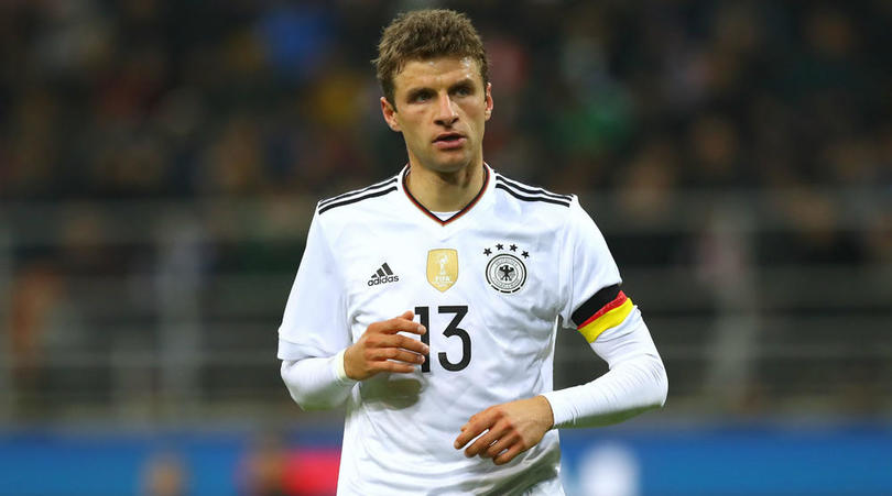 巴黎5-2大胜领跑法甲 姆巴佩创纪录